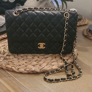 Chanel Black Quilted Shoulder Bag with Gold Chain
